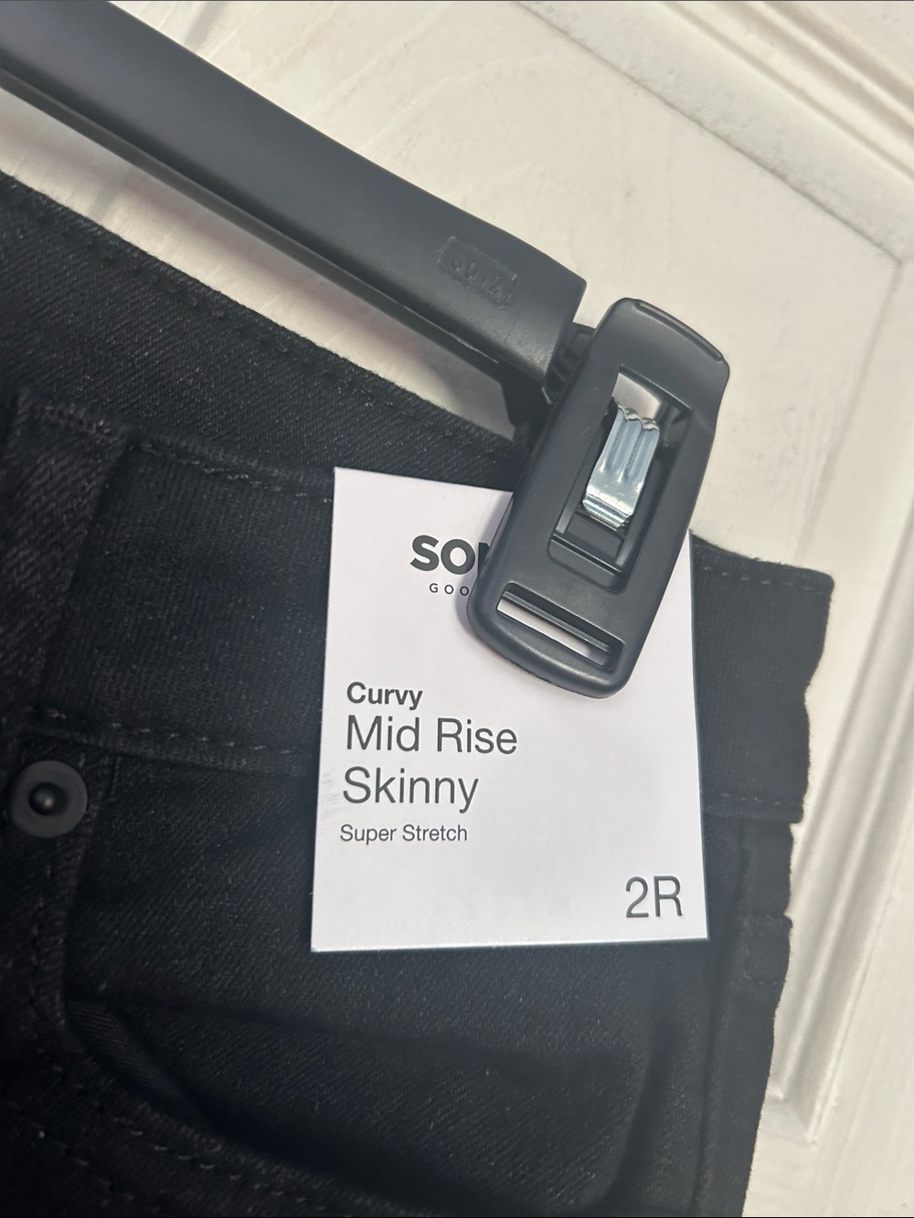 NWT Sonoma super stretch black curvy mid rise skinny jean size 2 - Picture 4 of 6